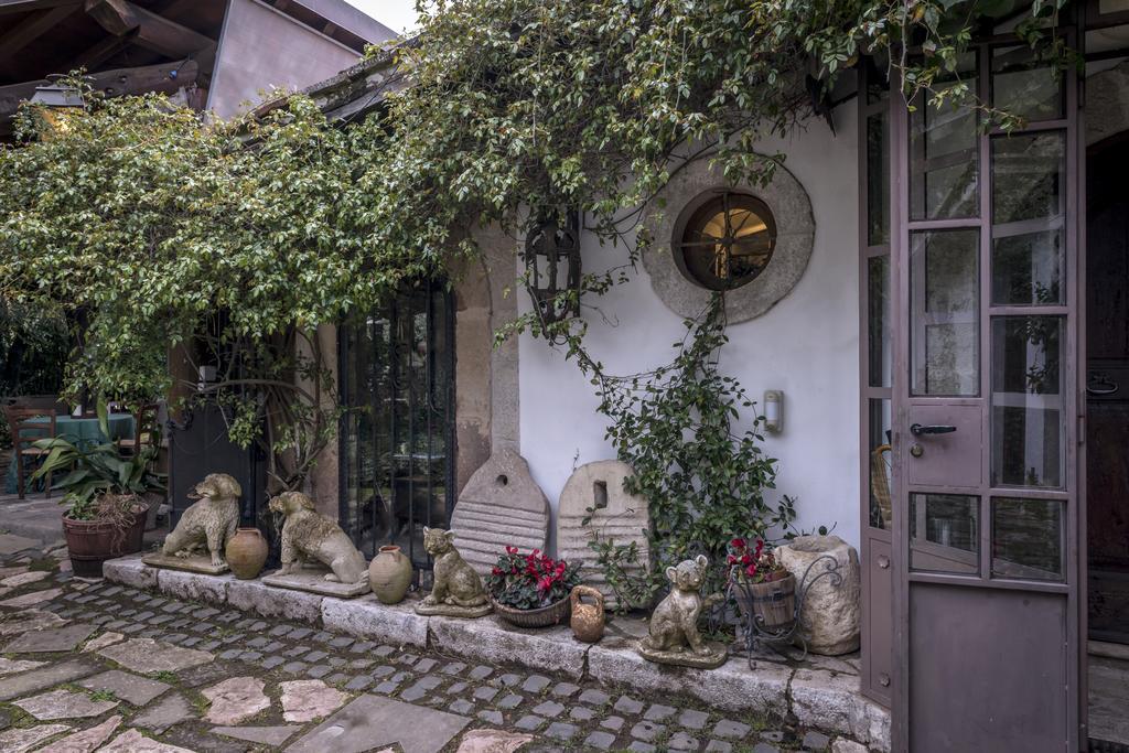La Canonica Dei Fiori - Anna Fendi Country House Hotel Ronciglione  Buitenkant foto